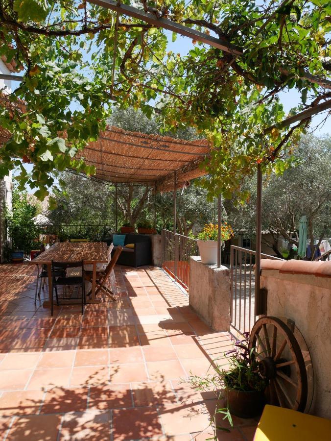 Nature Hostel La Ciotat Eksteriør billede