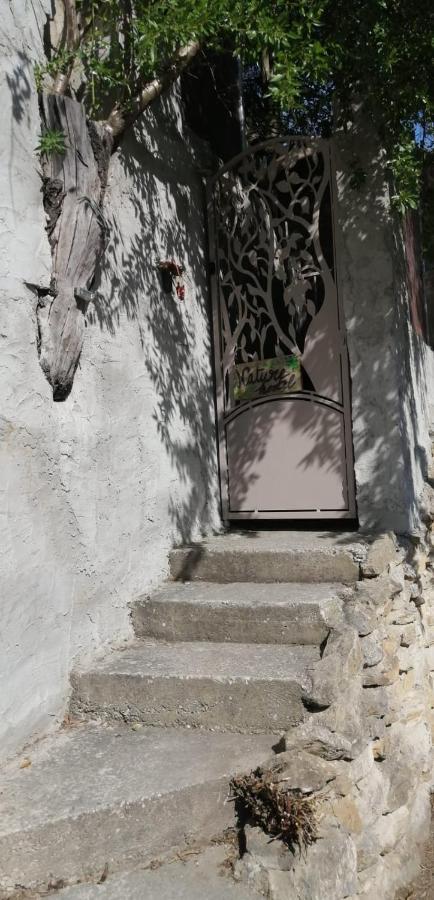 Nature Hostel La Ciotat Eksteriør billede